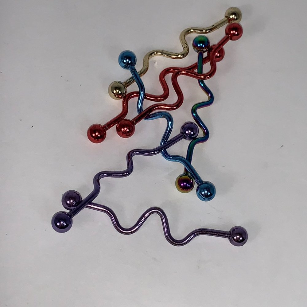 14 Gauge Gold Industrial Bar Squiggly Design - Picture 3 of 4